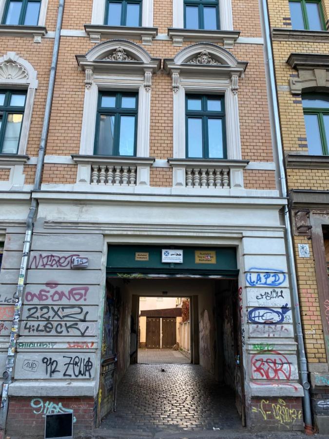 Studioapartment M15 Im Plagwitzer Szeneviertel Leipzig Exterior foto